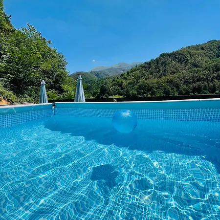 Blue Lagoon Crni Vrh