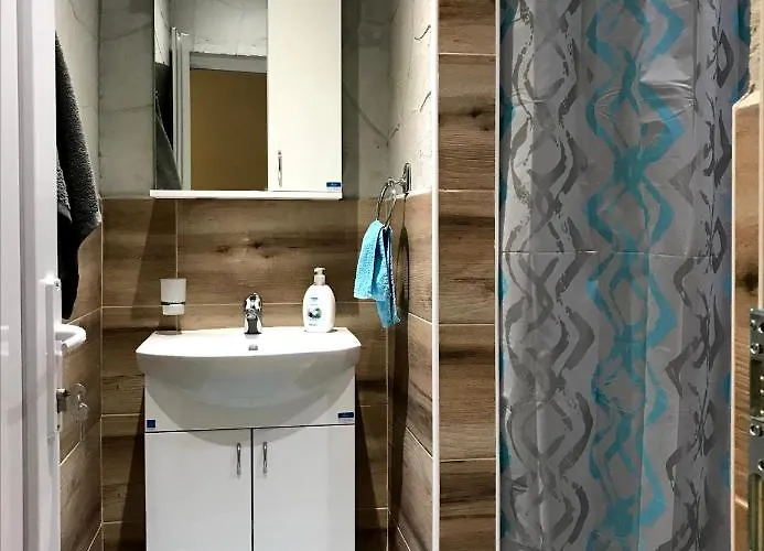 Blue Lagoon * Crni Vrh