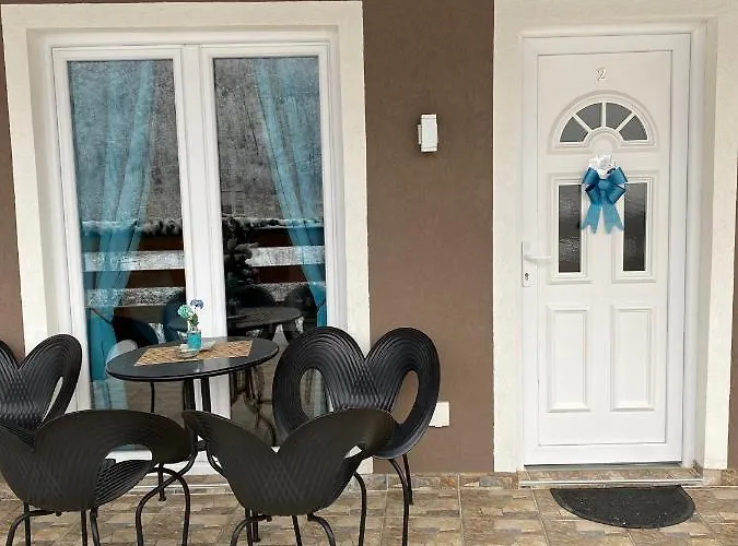 Blue Lagoon Apartamento