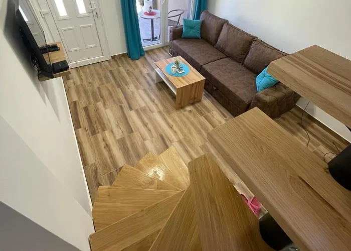 Blue Lagoon Crni Vrh