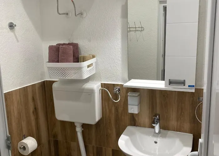 Blue Lagoon * Crni Vrh