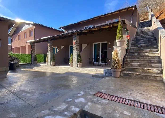 Blue Lagoon Crni Vrh