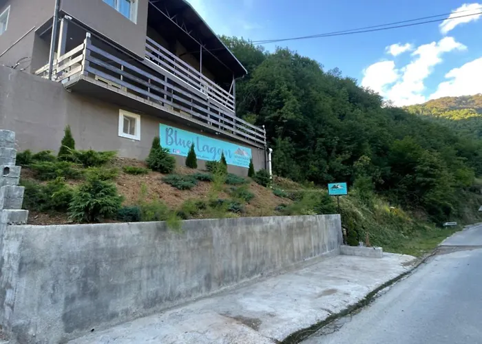 Blue Lagoon * Crni Vrh